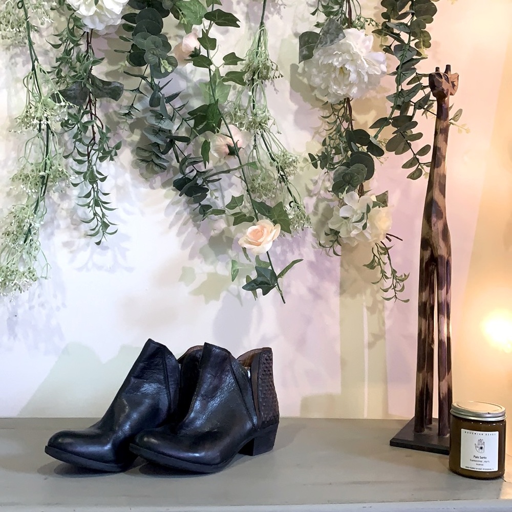 Lucky Brand faux leather Booties